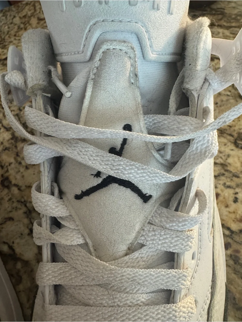 Jordan Spizike Low 'White Black Metallic Gold' size 10